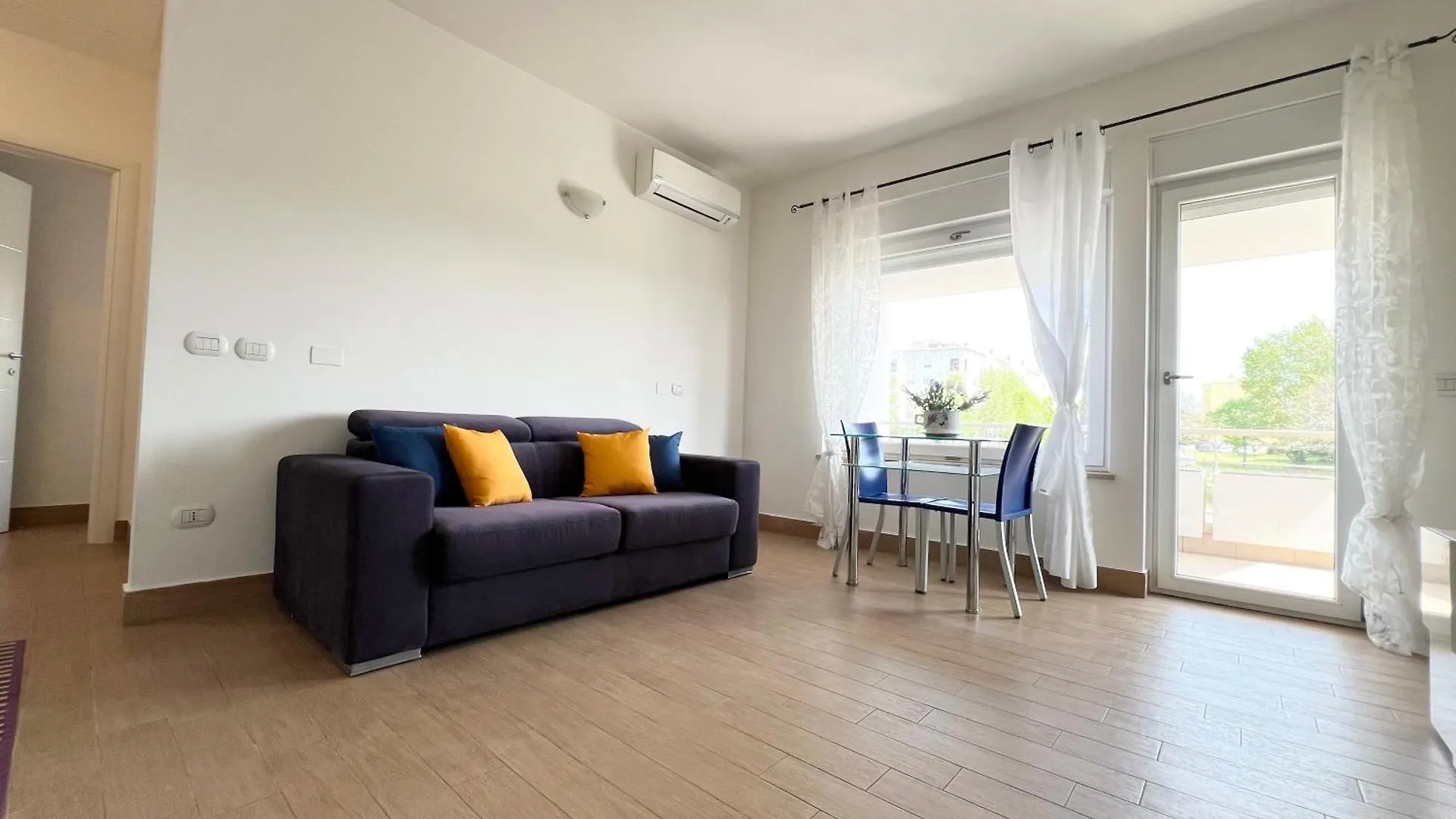 Appartamento A Roma In Via Molteni - Villaggio Verde Acilia 0*,  Italien
