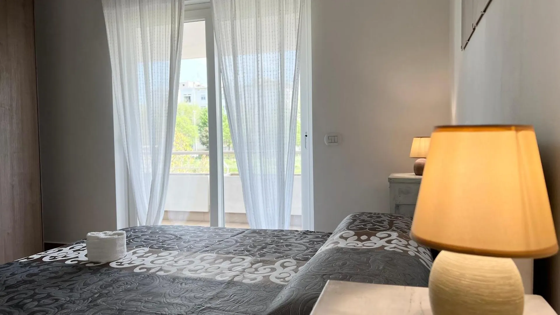 Appartamento A Roma In Via Molteni - Villaggio Verde Acilia 0*,  Italy