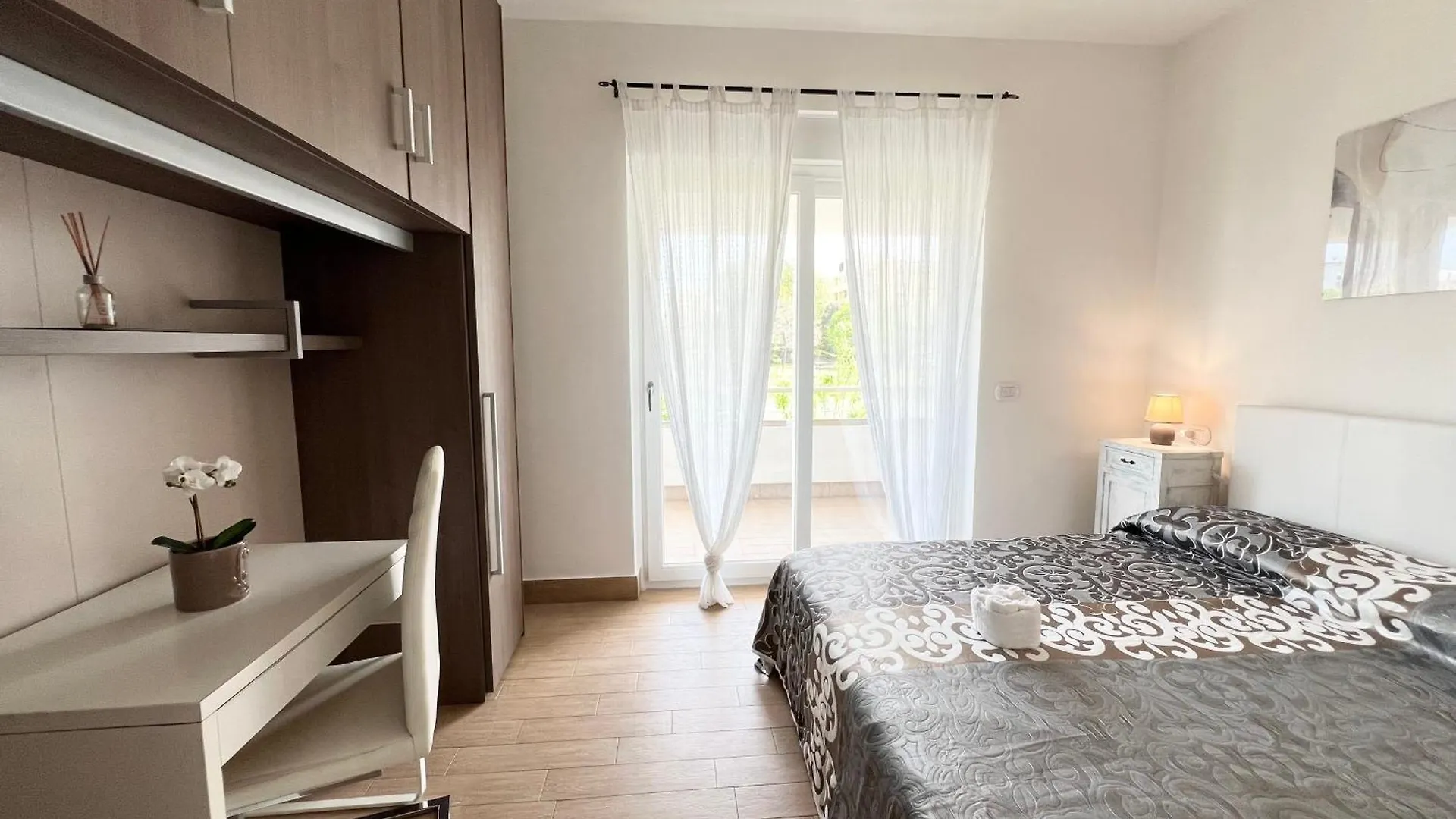 Appartamento A Roma In Via Molteni - Villaggio Verde Acilia 0*,