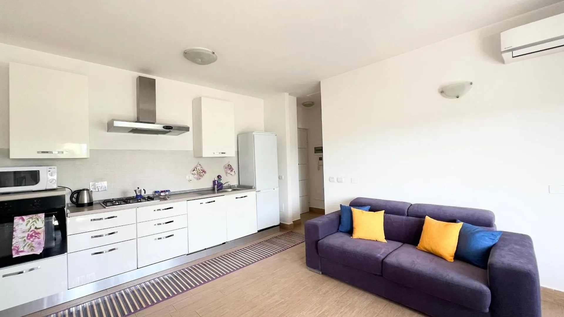 Appartamento A Roma In Via Molteni - Villaggio Verde Acilia